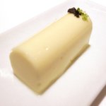 レストランエール - ランチコース 4752円 のバター