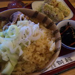 富士河口湖食堂 - 肉うどん