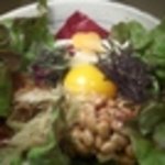 和彩弥 嶋川 - 納豆の健康サラダ