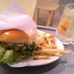 the 3rd Burger 青山骨董通り店 - 