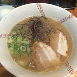 ぶたや - ラーメン600円