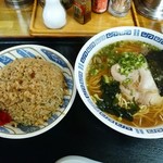 味のさつま - らーめんセット（らーめん＋半焼飯）８００円