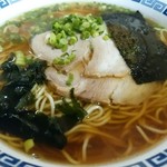 味のさつま - 鶏がらスープの中華そば（単品５５０円）