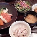 キャトルセゾン旬 - 旬ランチ（えびす鯛の香草焼き）