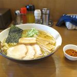 煮干らぁめん なかじま - 辛い塩（中辛、別皿、750円）