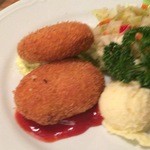 つばめグリル 品川駅前店 - クリームコロッケ