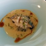 表参道うかい亭 - ④アワビの岩塩蒸し（バターと魚介のダシのソースにポン酢をアクセントに）