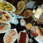 表参道うかい亭 - お茶菓子（ここから取り放題！）