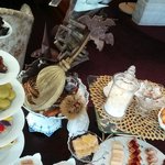 表参道うかい亭 - 食べ放題のお茶菓子