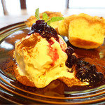 尾道てっぱん家 - 米粉のイチジク