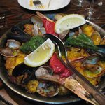 タベルナ カディス - 魚介のパエリア