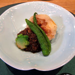 懐石カフェ 蛙吉 - 10年6月　無花果の天ぷら　牛肉みそ添え