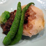 懐石カフェ 蛙吉 - 10年6月　無花果の天ぷら　牛肉みそ添え