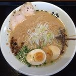 らーめん錦 - トロ玉らーめん醤油900円（税別）