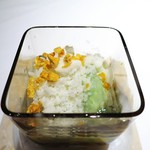 エクアトゥール - マンゴーと、パッションフルーツ
      　ハーブのジュレ
      　ライチのソルベ
      　ヨーグルト