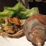 魚金 本店 - 大粒貝のバター焼き￥６８０