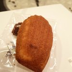 ビゴの店 - 桜のマドレーヌ(桜の花入り)季節限定