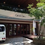 カフェ・ ダ・ コテ・ ベルグの4月 - 