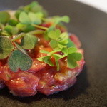 Restaurant Satoshi.F - 岐阜県産馬肉のタルタルとカタバミ（2015/9）