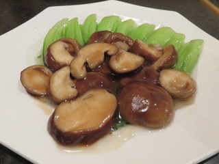 唐苑 - 椎茸と青梗菜炒め2