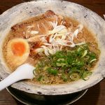 中華飯店 香来 - 湯浅醤油ラーメン黒 780円