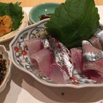 かがり - 秋刀魚と鯵のお刺身