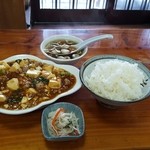 中華料理叙香園 - 麻婆豆腐定食700円