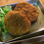 たまい駅前酒場 - コロッケとハムカツ