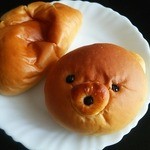 Kounan Chuuou Chiiki Katsudou Homu Soyokaze No Ie - クリームパン、チョコクマパン
