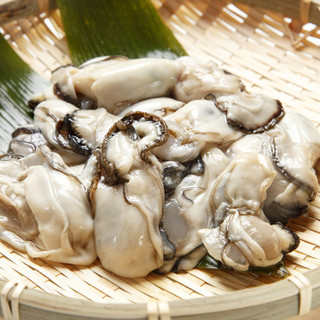 秋頃から広島産の牡蠣も入荷♪