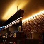 洋風田舎食堂 ナージュ - ワイングラスが逆さま～