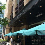 ザ・ロビー - 有楽町駅側