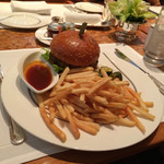 ザ・ロビー - 国産牛プレミアムバーガーの全容