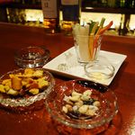 バー プエルト - チャームたくさん！