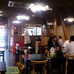 Haibara - うなぎ はいばら 築地2号店 暗めな店内