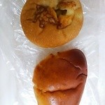 ぱんのお店 ドラジェ - 焼きカレーパンと抹茶カスタード