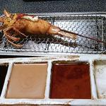 コースの一番目は海老