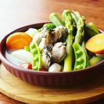 KITCHEN&BAR PLANET - 牡蠣と温野菜のポトフ