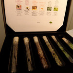 デュ・ヴァン・ハッシシ - 