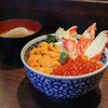海鮮食堂 澤崎水産 - 料理写真:かに・うに・いくら丼 特上+味噌汁☆