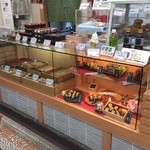 地雷也　紅白茶寮 土山サービスエリア店 - 概観