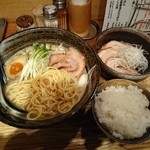 みつ星製麺所 - 濃厚ラーメン+チャーシュー増し+白ごはん