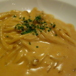 ラ・ベットラ・ダ・オチアイ ナゴヤ - 新鮮なウニのスパゲッティ