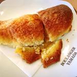 ブーランジェヤマダ - 羽根つきメロンパン151円