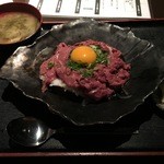 花殿 - プレミアム牛丼