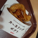 Kentakki Furaido Chikin - カーネリングポテトＬサイズ(３９０円)