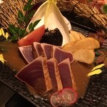 個室和食 六禄 - またまた盛り付けの美しいマグロステーキ★
分厚くてタレもさっぱり美味しい！