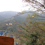 NARAYA CAFE - 窓の外は紅葉2015.10.29