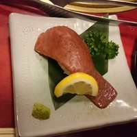 牛兵衛 草庵 池袋西口店 - 山形牛寿司