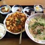 美食城 - 今回は麻婆豆腐定食　とんこつラーメンで